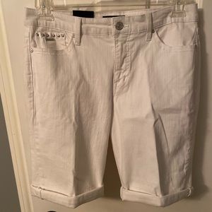 Nine West Astor Boyfriend Shorts NWT